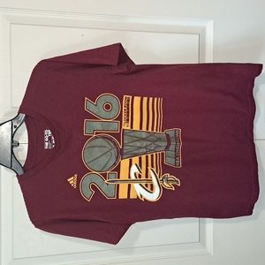 2016 adidas authentic locker room edition NBA Champions t shirt Cavaliers - Med